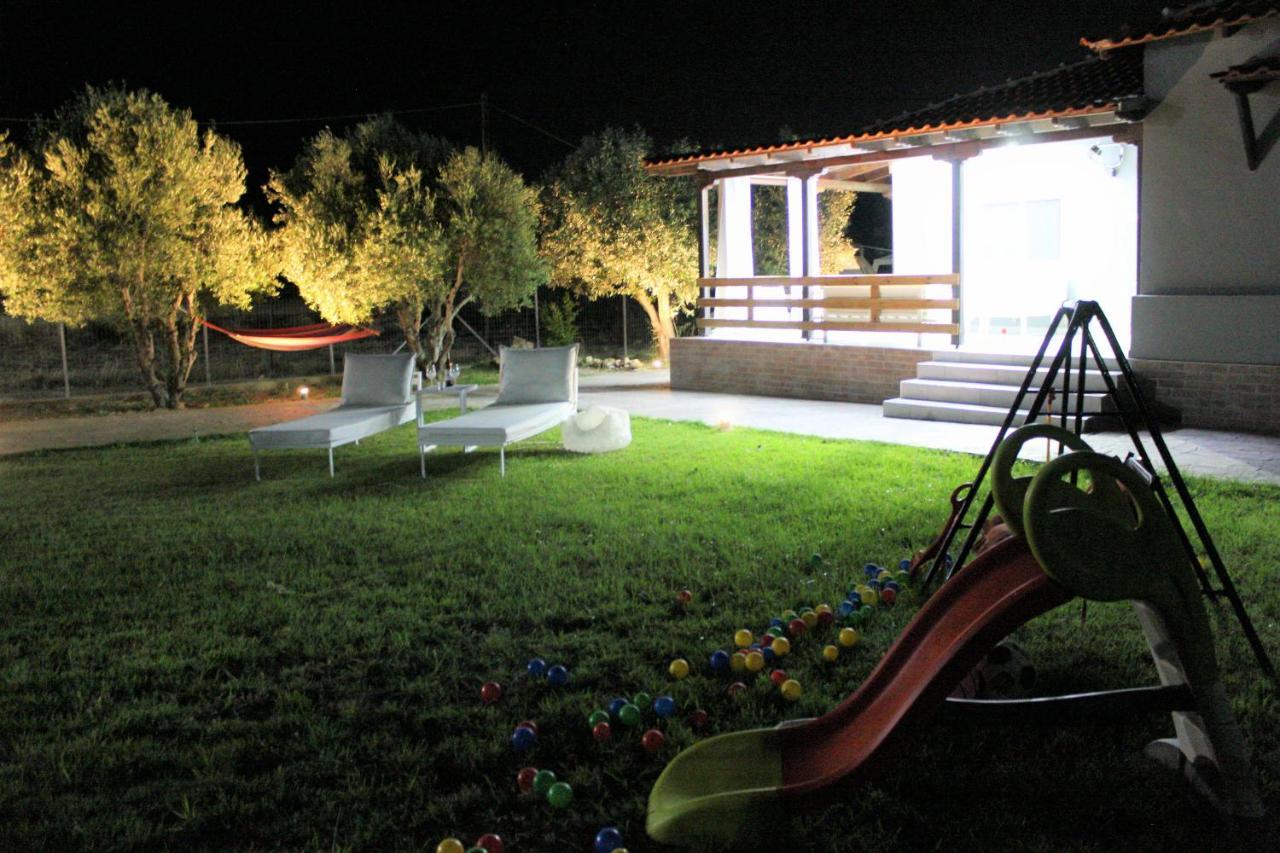 Chalkidiki Beach House Nea Poteidaia Bagian luar foto